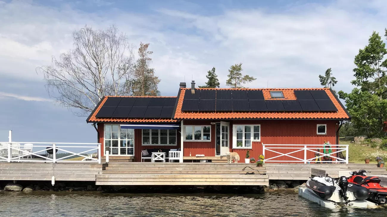 swedish home with SOLARWATT panels